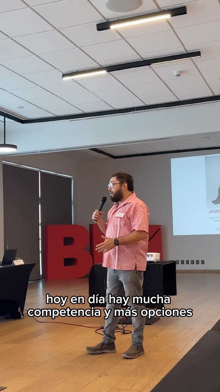 Jairo Lizama en sesión BNI Yucatán